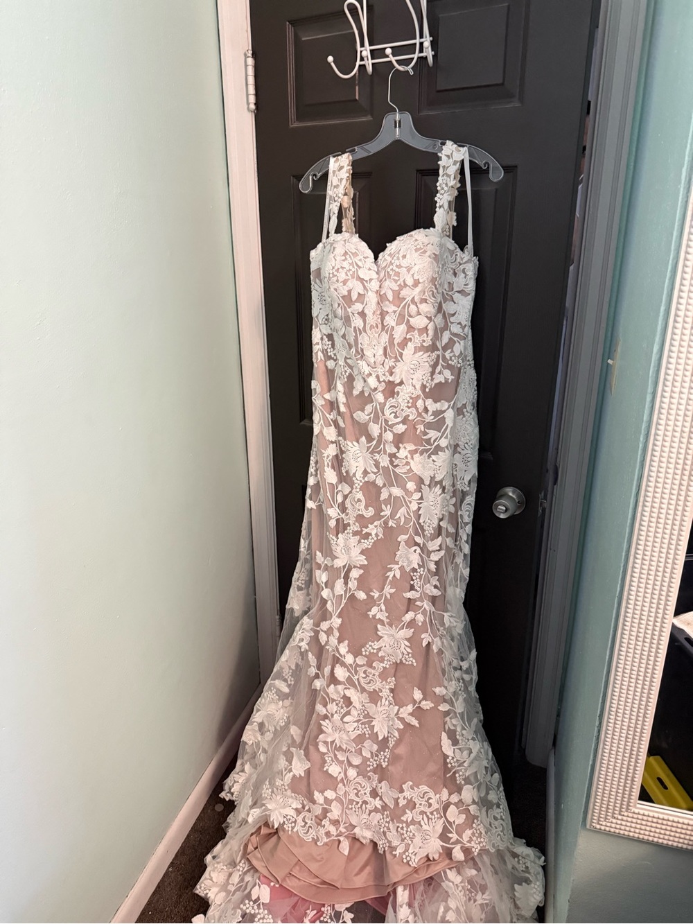 Allure Romance Wedding Dress #R3651